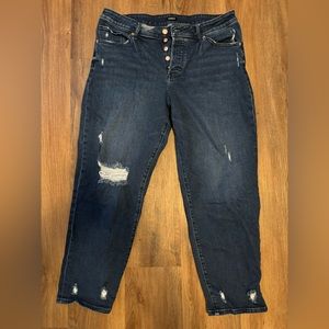 Women’s Express mid rise boyfriend capri size 14R